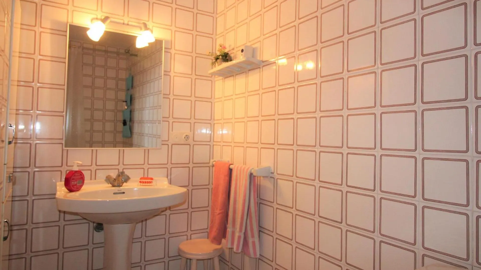 Apartment Apartamento Roses, 3 Dormitorios, 5 Personas - Es-258-8