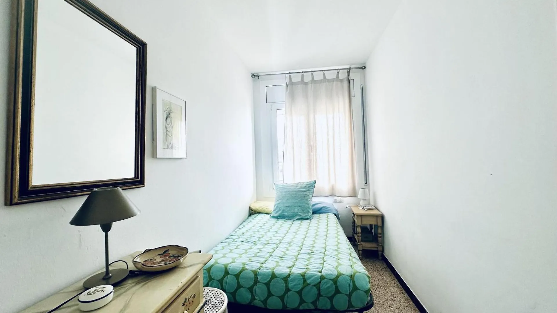 Apartamento Roses, 3 Dormitorios, 5 Personas - Es-258-8 0*, Roses Spain